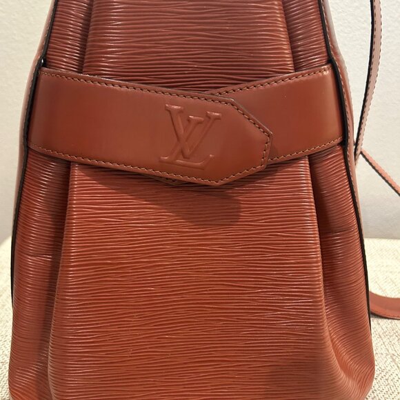 Louis Vuitton Epi Sac D'Epaule Kenyan Fawn - Picture 2 of 12